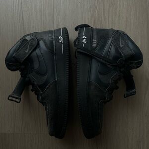 Men’s Air Force 1 mid
